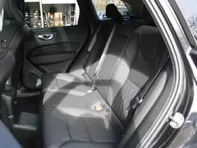 Volvo XC60 T6 Plug-in hybrid AWD Plus Dark thumbnail 6