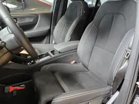 Volvo EC40 thumbnail 6