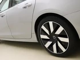 Volvo V90 T6 350pk AWD Ultra Dark / 360 Camera / Head-Up / Schuif/kanteldak / Trekhaak / BLIS / Harman&Kardon / Elektr. Stoelen / Full-LED / Lederen Dashboard / thumbnail 16