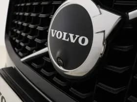 Volvo V90 T6 350pk AWD Ultra Dark / 360 Camera / Head-Up / Schuif/kanteldak / Trekhaak / BLIS / Harman&Kardon / Elektr. Stoelen / Full-LED / Lederen Dashboard / thumbnail 22