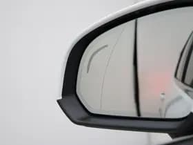 Volvo XC40 T4 211pk Inscription / Leder / BLIS / Adaptieve cruise / Stoel-Stuur verwarming / 19 inch / PDC camera. thumbnail 19