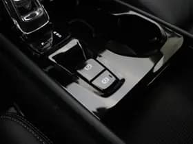 Volvo XC40 T4 211pk Inscription / Leder / BLIS / Adaptieve cruise / Stoel-Stuur verwarming / 19 inch / PDC camera. thumbnail 30
