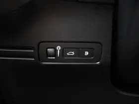 Volvo XC40 T4 211pk Inscription / Leder / BLIS / Adaptieve cruise / Stoel-Stuur verwarming / 19 inch / PDC camera. thumbnail 33