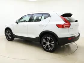 Volvo XC40 T4 211pk Inscription / Leder / BLIS / Adaptieve cruise / Stoel-Stuur verwarming / 19 inch / PDC camera. thumbnail 9