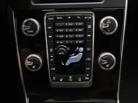 Volvo V60 Cross Country T5 245pk Automaat Polar+ / 19'' Bor / Schuif-/kanteldak / El. Stoelen / Dubbel glas / Afn. Trekhaak / Kinderzitjes / H&K Audio / Keyless / Stoel + stuurw. verwarming / PDC + CAM / ACC / BLIS / thumbnail 28