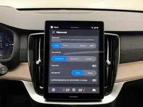 Volvo XC90 T8 455pk AWD Ultra Dark / €7500,- voordeel korting / NIEUW / DIRECT LEVERBAAR / MY26 / Luchtvering / El. Trekhaak / Getint glas / thumbnail 12