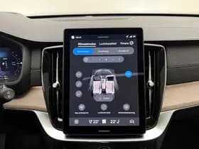 Volvo XC90 T8 455pk AWD Ultra Dark / €7500,- voordeel korting / NIEUW / DIRECT LEVERBAAR / MY26 / Luchtvering / El. Trekhaak / Getint glas / thumbnail 13