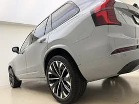 Volvo XC90 T8 455pk AWD Ultra Dark / €7500,- voordeel korting / NIEUW / DIRECT LEVERBAAR / MY26 / Luchtvering / El. Trekhaak / Getint glas / thumbnail 22