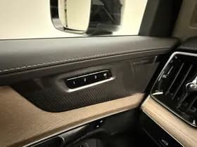 Volvo XC90 T8 455pk AWD Ultra Dark / €7500,- voordeel korting / NIEUW / DIRECT LEVERBAAR / MY26 / Luchtvering / El. Trekhaak / Getint glas / thumbnail 32