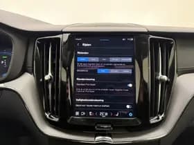 Volvo XC60 T6 Plug-in hybrid AWD Ultimate Dark / 20 '' Velgen / Head-up Display / Blis / Semi elektrisch trekhaak / thumbnail 38