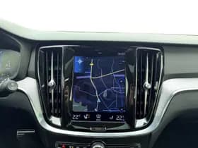 Volvo V60 T6 340pk AWD R-Design / Head-Up / Panoramadak / 360 Camera / Full-LED / Harman&Kardon / El. Sportstoelen / Keyless / Trekhaak / ACC / BLIS / DAB / El. Achterklep / thumbnail 12