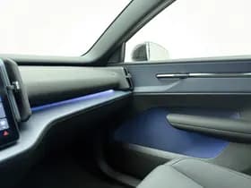 Volvo EX30 Extended Range Ultra / 20'' / Getint Glas / Elektr. Stoelen / 360 Camera / Panoramadak / Adapt. Cruise / BLIS / 22kw Boordlader / thumbnail 38