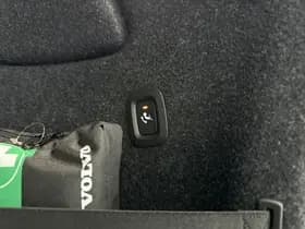 Volvo XC40 T5 262pk Business Pro / Panorama dak / Harman en Kardon audio / Stoel/- en stuurverwarming / Trekhaak / thumbnail 10