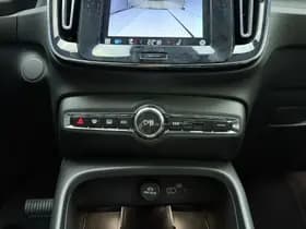 Volvo EX40 Extended Range Plus Black Edition / Pixel Koplampen / 360 Camera / 20'' / Nubuck / Harman&Kardon Audio / Getint Glas / ACC / BLIS / Stoel + Stuurw. Verwarming / thumbnail 40