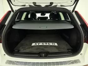 Volvo V60 T5 251PK Automaat R-Design / Head-Up / Stoelventilatie / Harman&Kardon / Elektr. Stoelen / 360 Camera / Trekhaak / Panoramadak / DAB / Adapt. Cruise / BLIS / thumbnail 8