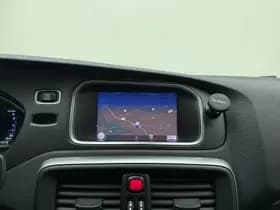 Volvo V40 T3 153pk Automaat Polar+ Sport / Harman&Kardon Audio / Keyless / Panoramadak / Stoelverwarming / Nubuck / Trekhaak / PDC + Camera / thumbnail 11