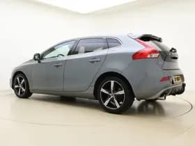 Volvo V40 T3 153pk Automaat Polar+ Sport / Harman&Kardon Audio / Keyless / Panoramadak / Stoelverwarming / Nubuck / Trekhaak / PDC + Camera / thumbnail 14