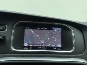 Volvo V40 2.0 T4 190pk Business Sport / Panorama dak / Lederen bekleding / On call / Stoelverwarming / Camera / thumbnail 22