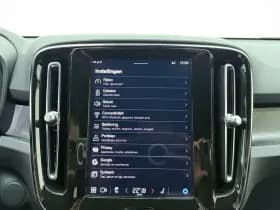 Volvo XC40 Extended Range Plus / 20'' / Nubuck incl. Fjord Blue Tapijt / Trekhaak / Stoel + Stuurw. Verwarming / PDC + Camera / Getint Glas / thumbnail 20