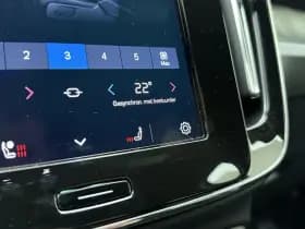 Volvo XC40 Extended Range Plus / 20'' / Nubuck incl. Fjord Blue Tapijt / Trekhaak / Stoel + Stuurw. Verwarming / PDC + Camera / Getint Glas / thumbnail 36