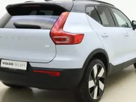 Volvo XC40 Extended Range Plus / 20'' / Nubuck incl. Fjord Blue Tapijt / Trekhaak / Stoel + Stuurw. Verwarming / PDC + Camera / Getint Glas / thumbnail 9