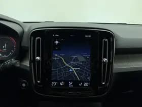 Volvo XC40 thumbnail 23