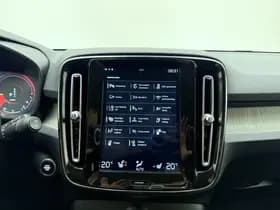 Volvo XC40 thumbnail 30