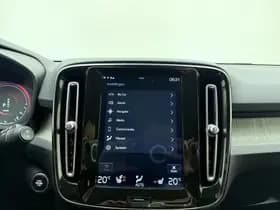 Volvo XC40 thumbnail 33