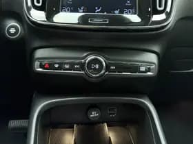 Volvo XC40 thumbnail 38