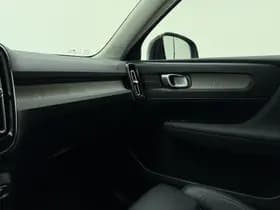 Volvo XC40 thumbnail 41