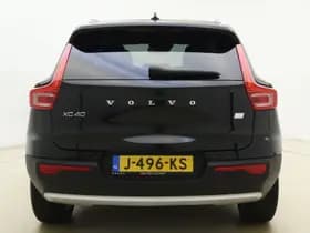 Volvo XC40 thumbnail 7
