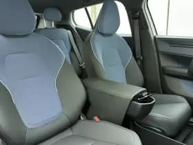 Volvo EX30 Single Motor Core / Stoel + Stuurw. Verwarming / Adapt. Cruise / BLIS / 18'' / Crystal White / PDC + Camera / thumbnail 4