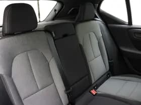 Volvo XC40 B4 211pk Plus Dark / Elektr. stoelen / H&K audio / Trekhaak / Stoel/- en stuurverwarming / Adapt. Cruise / BLIS / Elektr. Achterklep / PDC + CAM / thumbnail 20
