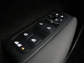 Volvo XC40 B4 211pk Plus Dark / Elektr. stoelen / H&K audio / Trekhaak / Stoel/- en stuurverwarming / Adapt. Cruise / BLIS / Elektr. Achterklep / PDC + CAM / thumbnail 38