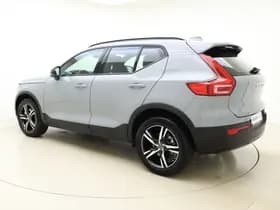 Volvo XC40 B4 211pk Plus Dark / Elektr. stoelen / H&K audio / Trekhaak / Stoel/- en stuurverwarming / Adapt. Cruise / BLIS / Elektr. Achterklep / PDC + CAM / thumbnail 9