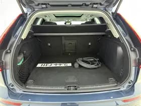 Volvo XC60 T8 455pk AWD Ultra Dark / Luchtvering / 21'' / El. Trekhaak / 360 Camera / Head-Up / Panoramadak / El. Stoelen / Lederen Dashboard / Full-LED / thumbnail 8