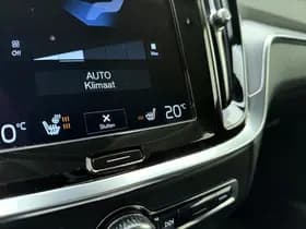 Volvo V60 B3 177pk Momentum Advantage / Stoel + Stuurw. Verwarming / Getint Glas / Trekhaak / PDC + Camera / Apple CarPlay / DAB / Bluetooth / Navigatie / thumbnail 22