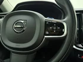 Volvo V60 B3 177pk Momentum Advantage / Stoel + Stuurw. Verwarming / Getint Glas / Trekhaak / PDC + Camera / Apple CarPlay / DAB / Bluetooth / Navigatie / thumbnail 34