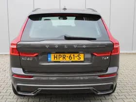 Volvo XC60 T6 Plug-in hybrid AWD Ultra Dark null thumbnail 9