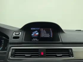 Volvo XC70 T5 245pk Automaat Nordic+ / Schuif-/kanteldak / Adapt. Cruise / BLIS / Elektr. Stoelen / Xenon / Keyless / Leder / Stoelverwarming / Afn. Trekhaak / thumbnail 15