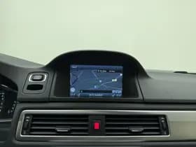 Volvo XC70 T5 245pk Automaat Nordic+ / Schuif-/kanteldak / Adapt. Cruise / BLIS / Elektr. Stoelen / Xenon / Keyless / Leder / Stoelverwarming / Afn. Trekhaak / thumbnail 16