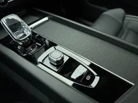 Volvo XC60 T6 350pk AWD Ultra Black Edition thumbnail 42