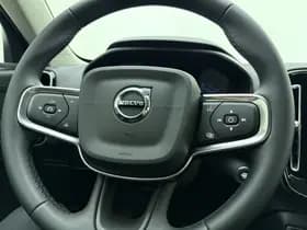 Volvo XC40 thumbnail 22