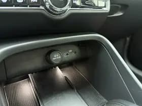 Volvo XC40 thumbnail 24