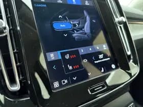 Volvo XC40 thumbnail 33