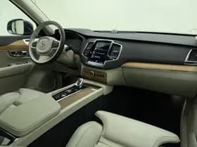 Volvo XC90 thumbnail 2