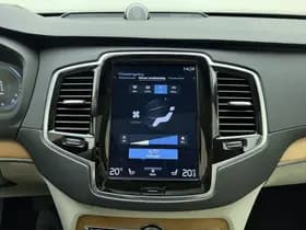 Volvo XC90 thumbnail 25