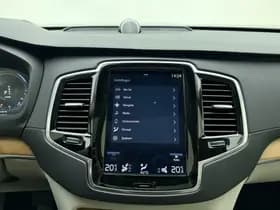 Volvo XC90 thumbnail 44