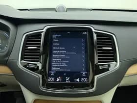 Volvo XC90 thumbnail 45