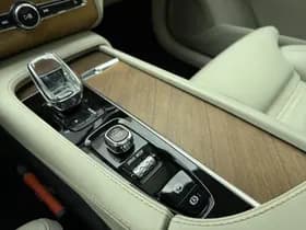 Volvo XC90 thumbnail 48